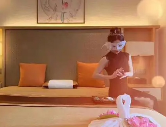 我在深圳南山体验了下高端男士按摩spa会馆，私人会所花样超多